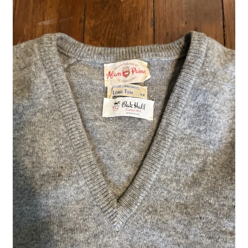 Vintage Alan Paine Sweater Mens Large Gray Shetland Wool V Neck Pullover Knit - Picture 2 of 7